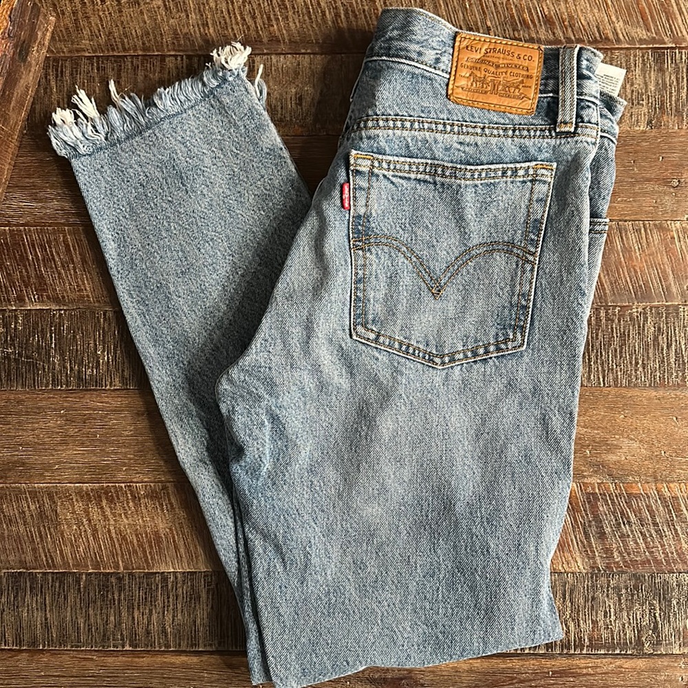 Levi’s Denim Jeans w/ frayed hem